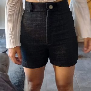 Short façon tailleur Morgane_DP sur-mesure – Niveau intermédiaire